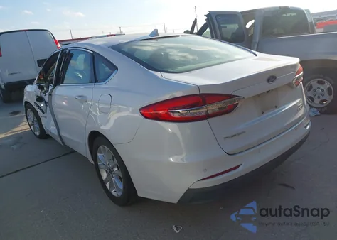 2019 Ford Fusion Hybrid Sel z USA, uszkodzony, nr VIN 3FA6P0MU5KR221251